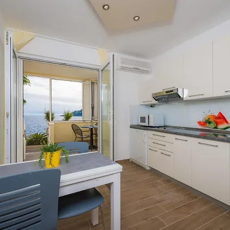 Superb Beachfront Luxury Seaview With Private *