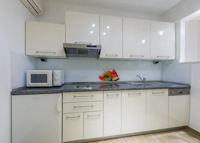 Superb Beachfront Luxury Seaview With Private *