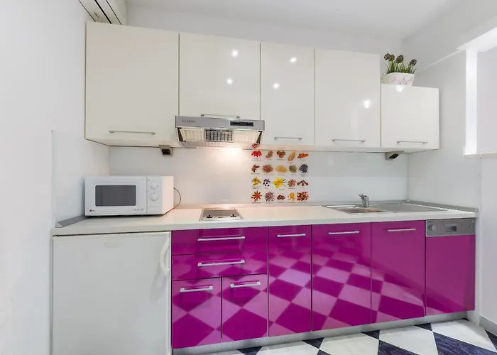 Daire Superb Beachfront Luxury Seaview With Private Milna (Hvar)