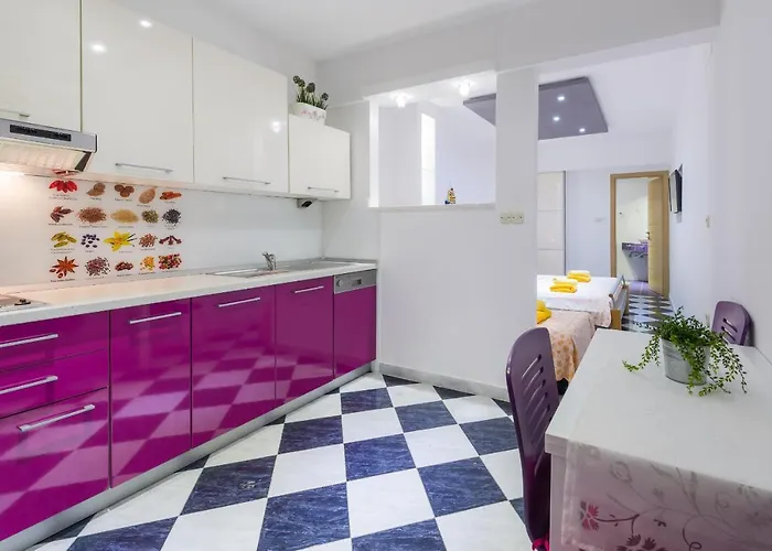 Daire Superb Beachfront Luxury Seaview With Private Milna (Hvar)