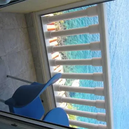 Superb Beachfront Luxury Seaview With Private